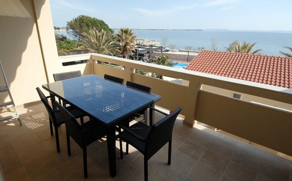 Paradise Resort Vanesa Vir Habitación foto