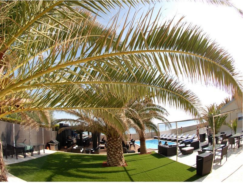 Paradise Resort Vanesa Vir Exterior foto